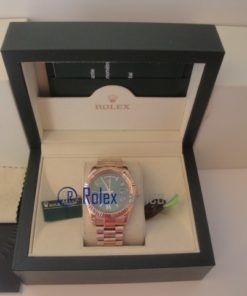 Alternative view of rolex replica daydate rose gold green dial orologio replica copia imitazione