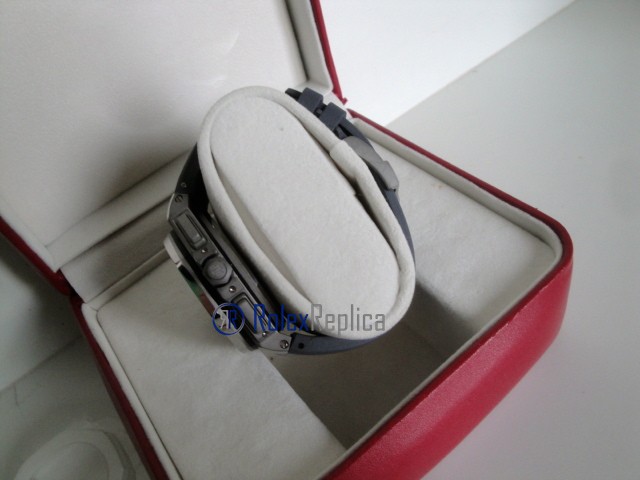 audemars piguet replica gommino movimento ETA VALJOUX7750 swiss automatico | 5 audemars piguet replica titanium royal oak offshore imitazione copia - immagine 5