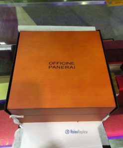 Alternative view of Panerai replica scatola box cofanetto portaorologi completo booklet service