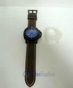 Alternative view of Panerai replica luminor marina submersible ceramica strip leather imitazione copia